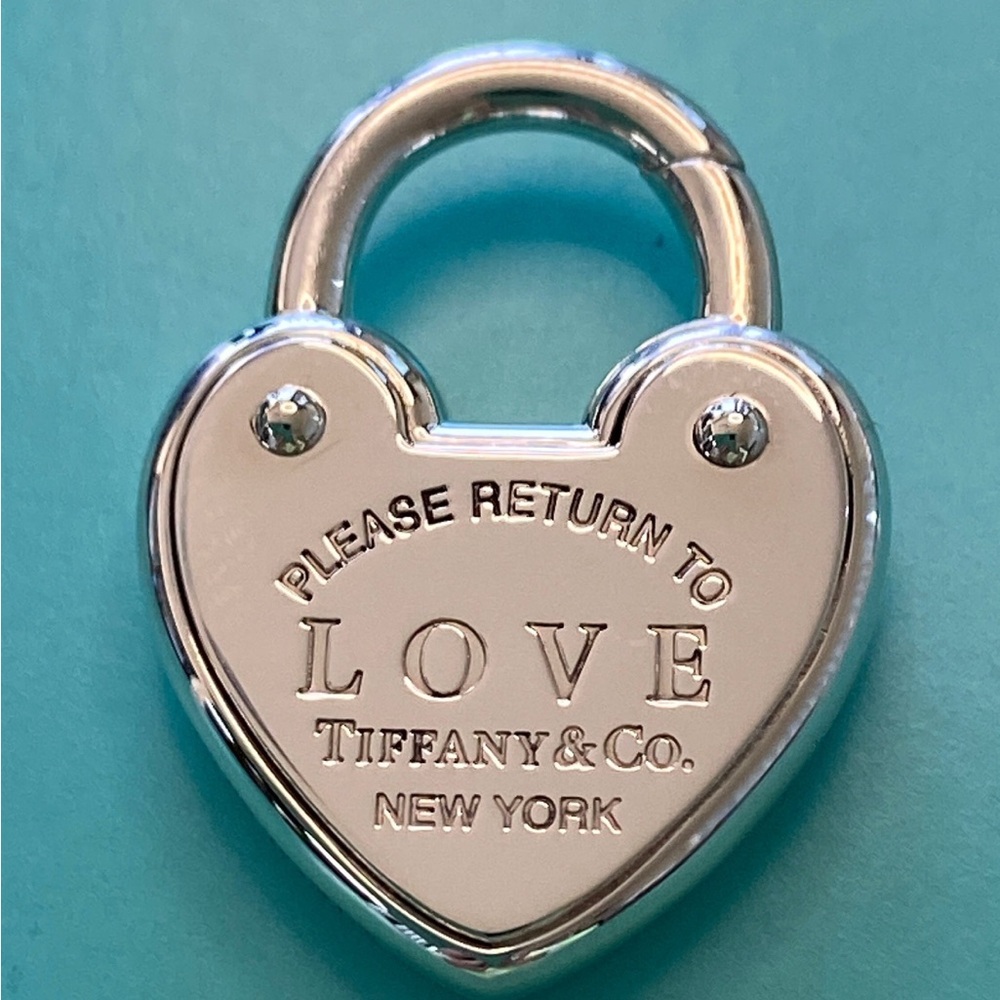 New with a box authentic Tiffany&Co, 925 Silver Return to Tiffany